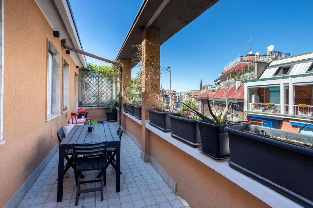 Apartamento Ennio'S Nest - Private Terrace Milán Exterior foto